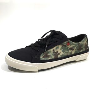 UGG I HEART GLITTER CAMO LACE UP SNEAKERS -BLACK SUEDE -WOMEN’S US 7 -NEW